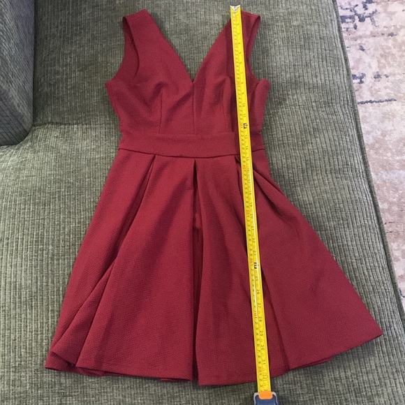 MOVING SALE - V-Neck Skater Dress 💄 - Picture 7 of 8